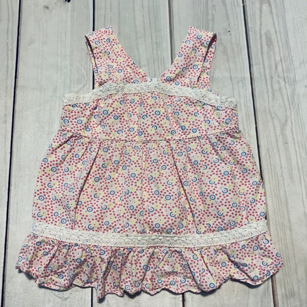 Adorable Floral Patsy Aiken Top